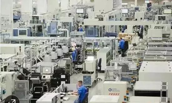 工業(yè)互聯(lián)網(wǎng) 技術(shù)賦能，重塑制造業(yè)未來